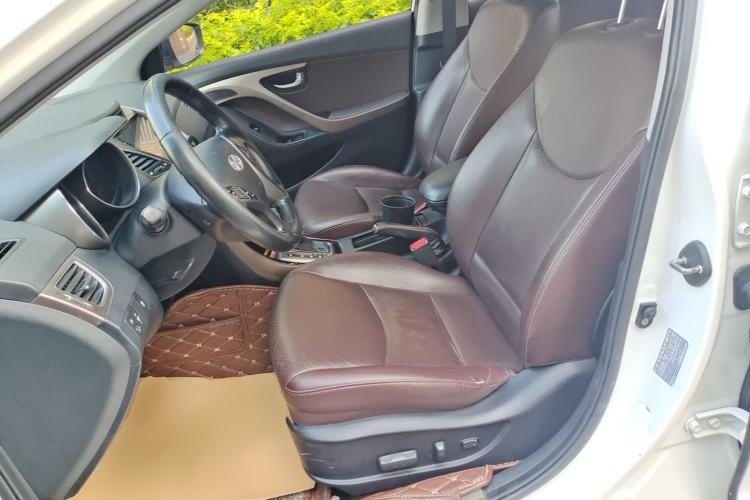 Used Hyundai Elantra (5th Generation / Langdong) 2015 1.6L Automatic Luxury Model Left Front Seat
