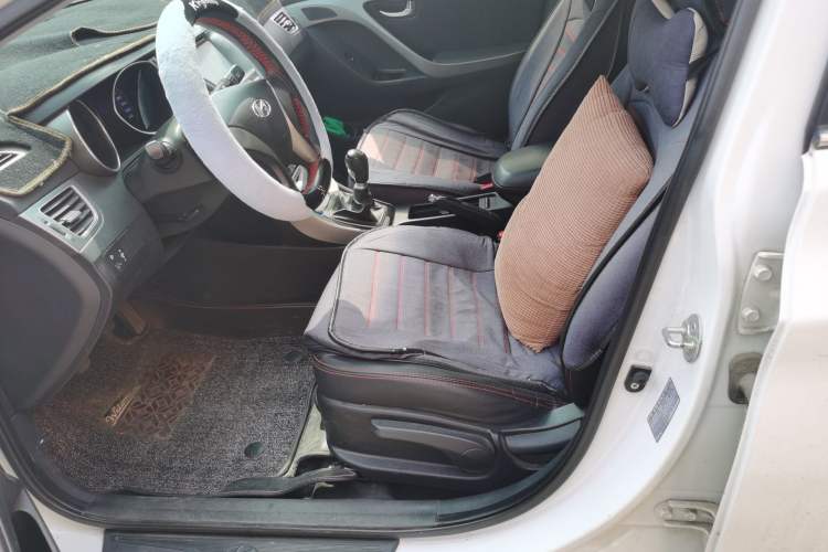 Used Hyundai Elantra (5th Generation / Langdong) 2015 1.6L Manual Leading Model Left Front Seat