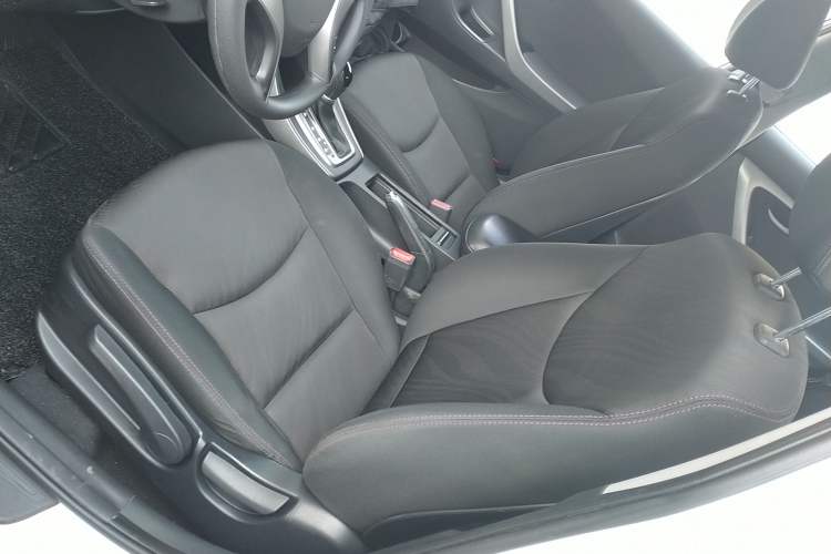 Used Hyundai Elantra (5th Generation / Langdong) 2015 1.6L Automatic Fashion Model Left Front Seat