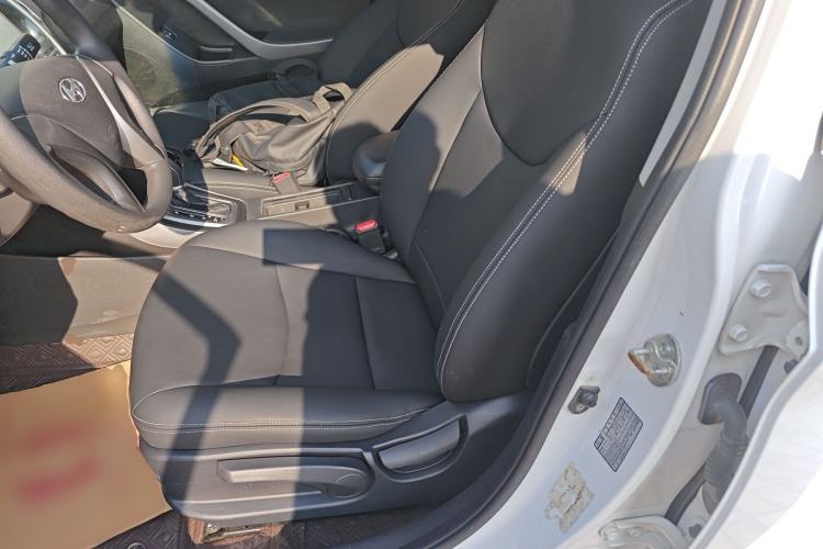Used Hyundai Elantra (5th Generation / Langdong) 2015 1.6L Automatic Fashion Model Left Front Seat