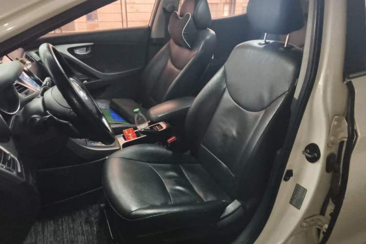 Used Hyundai Elantra (5th Generation / Langdong) 2015 1.6L Automatic Luxury Model Left Front Seat