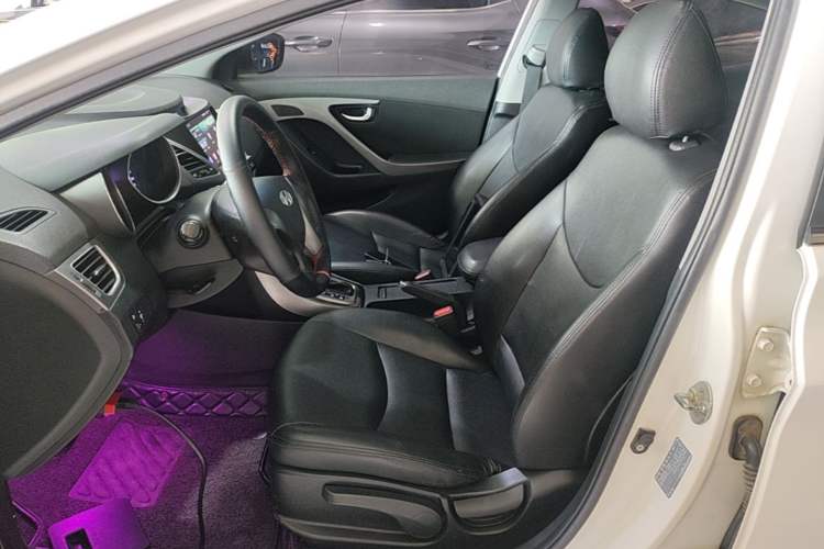 Used Hyundai Elantra (5th Generation / Langdong) 2015 1.6L Automatic Leading Model Left Front Seat