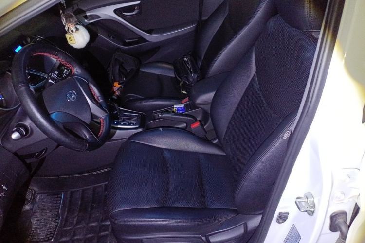 Used Hyundai Elantra (5th Generation / Langdong) 2015 1.6L Automatic Fashion Model Left Front Seat