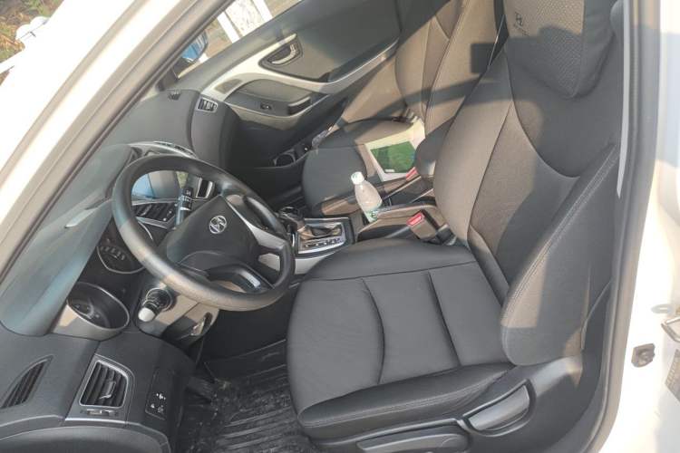 Used Hyundai Elantra (5th Generation / Langdong) 2015 1.6L Automatic Fashion Model Left Front Seat