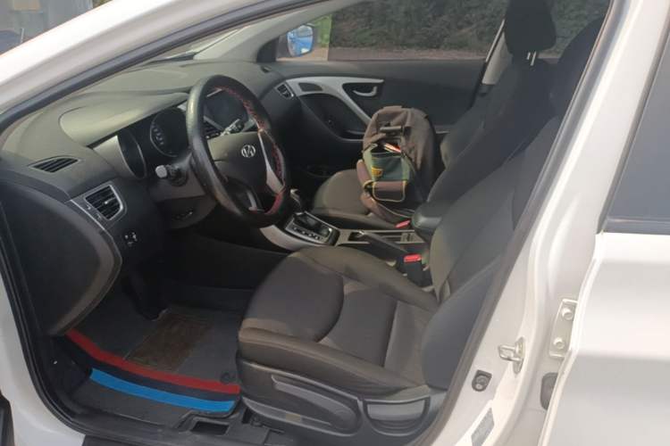 Used Hyundai Elantra (5th Generation / Langdong) 2015 1.6L Automatic Fashion Model Left Front Seat
