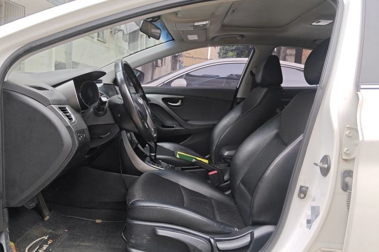 Used Hyundai Elantra (5th Generation / Langdong) 2015 1.6L Automatic Luxury Model Left Front Seat