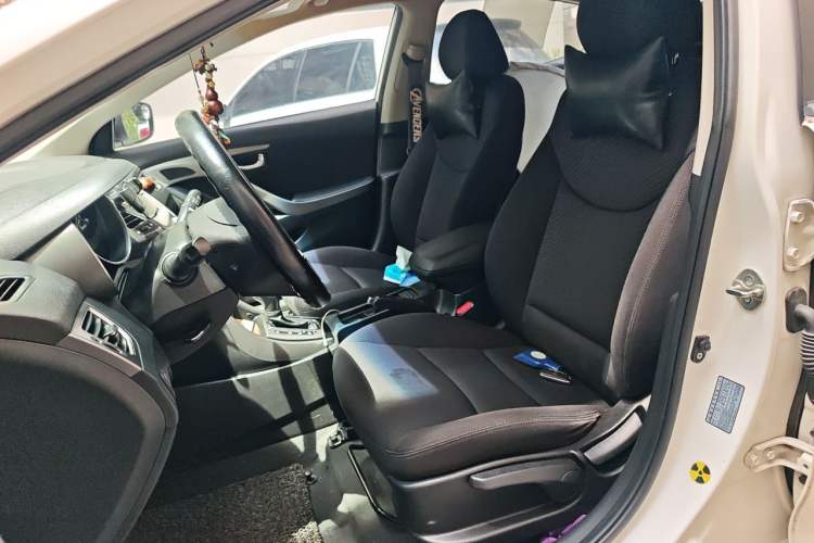 Used Hyundai Elantra (5th Generation / Langdong) 2015 1.6L Automatic Leading Model Left Front Seat