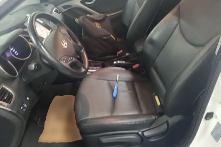 Used Hyundai Elantra (5th Generation / Langdong) 2015 1.6L Automatic Luxury Model Left Front Seat