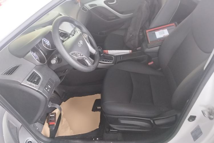Used Hyundai Elantra (5th Generation / Langdong) 2015 1.6L Automatic Fashion Model Left Front Seat