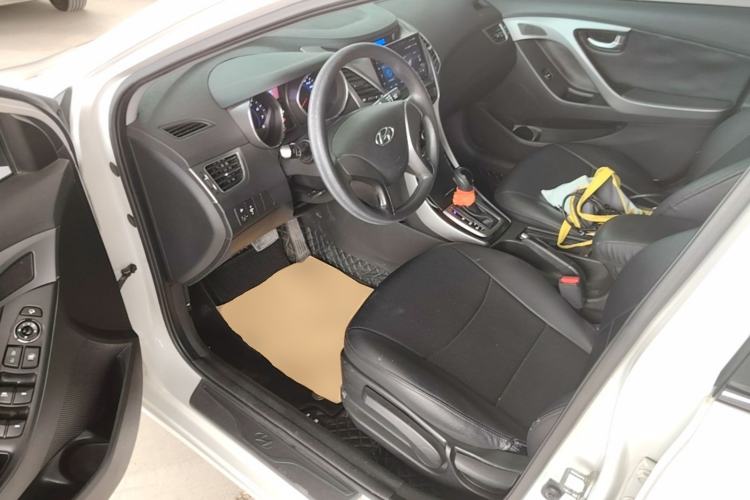 Used Hyundai Elantra (5th Generation / Langdong) 2015 1.6L Automatic Leading Model Left Front Seat