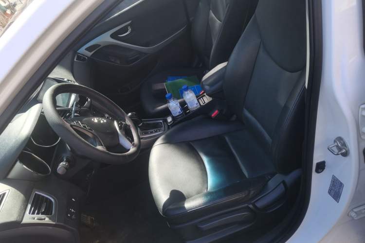 Used Hyundai Elantra (5th Generation / Langdong) 2015 1.6L Automatic Luxury Model Left Front Seat