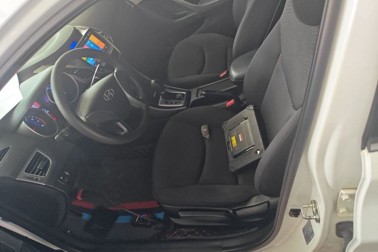 Used Hyundai Elantra (5th Generation / Langdong) 2015 1.6L Automatic Leading Model Left Front Seat