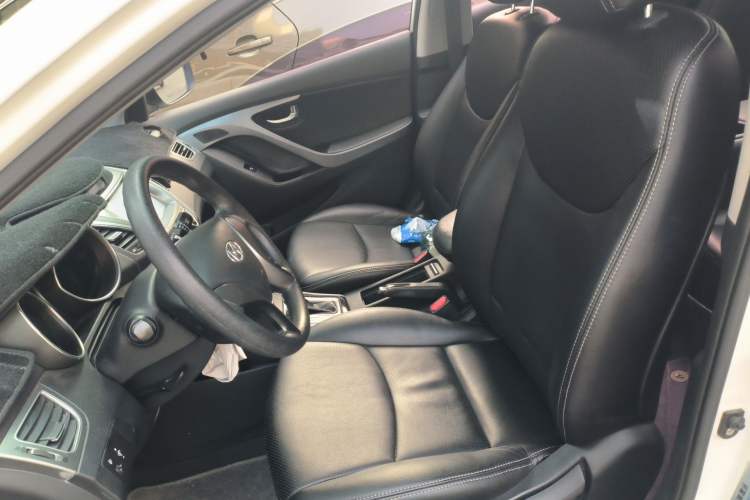 Used Hyundai Elantra (5th Generation / Langdong) 2015 1.6L Automatic Leading Model Left Front Seat