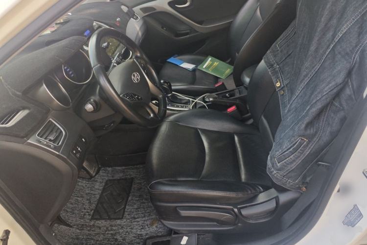 Used Hyundai Elantra (5th Generation / Langdong) 2015 1.6L Automatic Luxury Model Left Front Seat