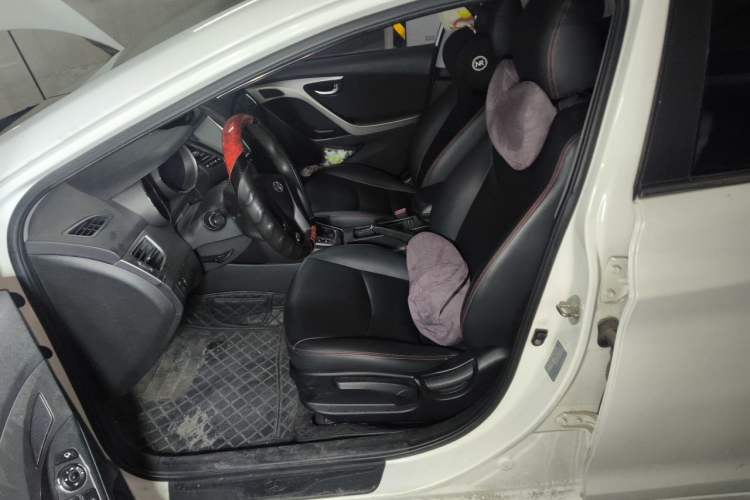 Used Hyundai Elantra (5th Generation / Langdong) 2015 1.6L Automatic Leading Model Left Front Seat
