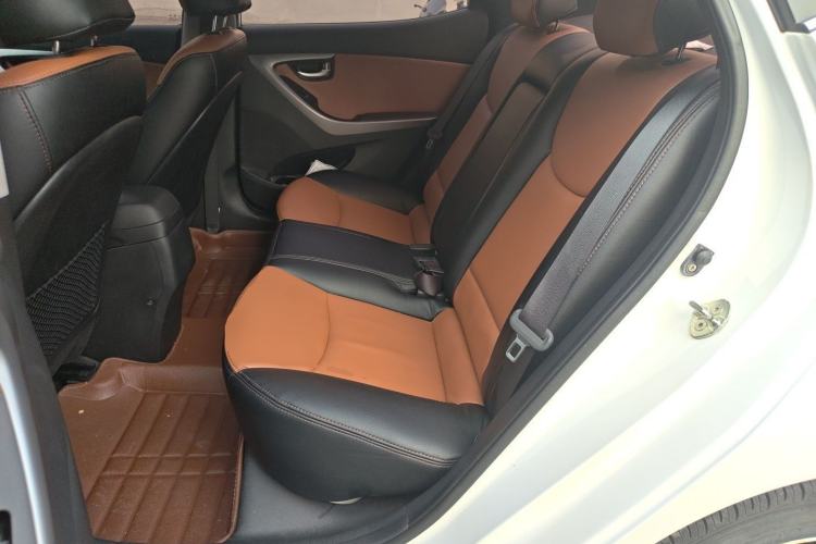 Used Hyundai Elantra (5th Generation / Langdong) 2015 1.6L Automatic Leading Model Left Rear Seat