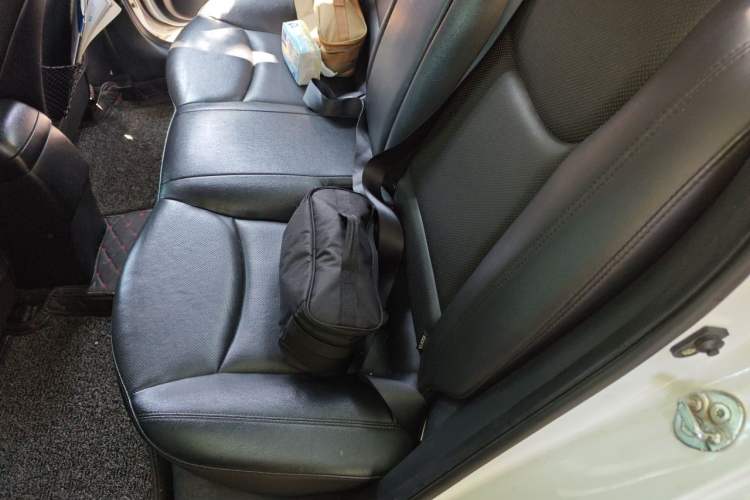 Used Hyundai Elantra (5th Generation / Langdong) 2015 1.6L Automatic Leading Model Left Rear Seat