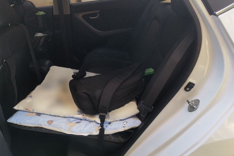 Used Hyundai Elantra (5th Generation / Langdong) 2015 1.6L Automatic Leading Model Left Rear Seat
