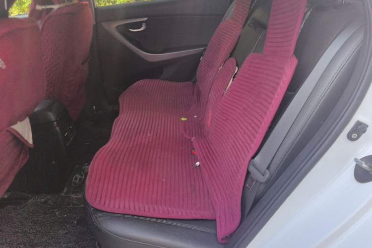 Used Hyundai Elantra (5th Generation / Langdong) 2015 1.6L Automatic Luxury Model Left Rear Seat