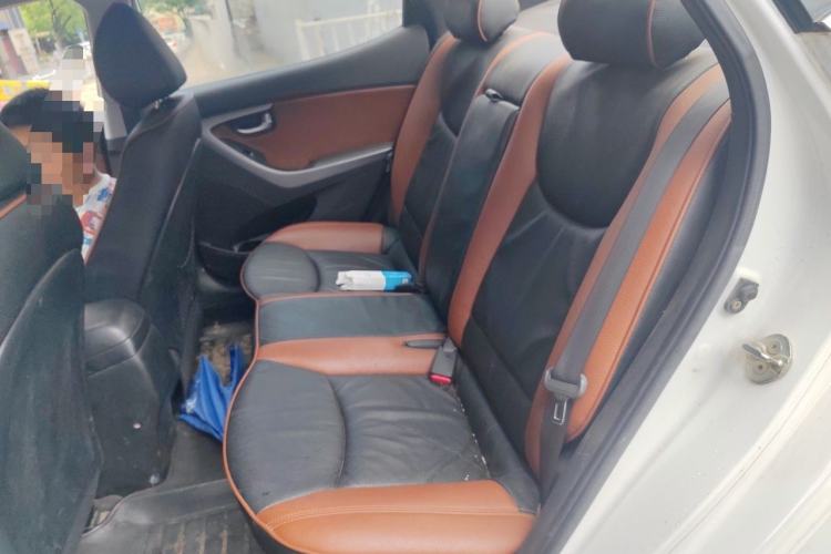 Used Hyundai Elantra (5th Generation / Langdong) 2015 1.6L Automatic Leading Model Left Rear Seat