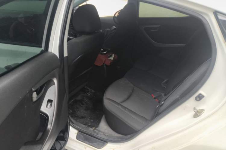 Used Hyundai Elantra (5th Generation / Langdong) 2015 1.6L Manual Fashion Edition Left Rear Seat