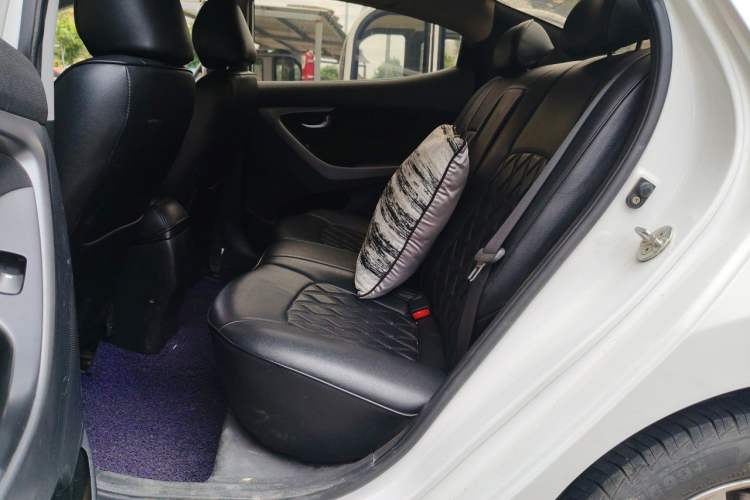Used Hyundai Elantra (5th Generation / Langdong) 2015 1.6L Manual Leading Model Left Rear Seat