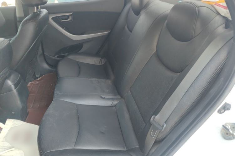 Used Hyundai Elantra (5th Generation / Langdong) 2015 1.6L Automatic Fashion Model Left Rear Seat