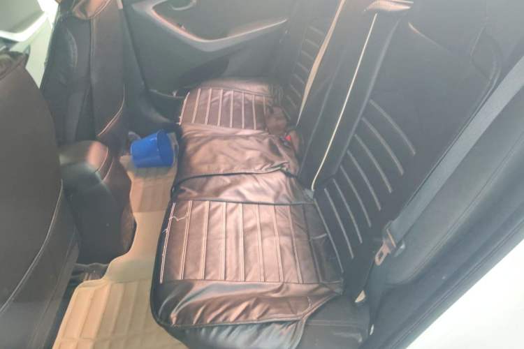 Used Hyundai Elantra (5th Generation / Langdong) 2015 1.6L Automatic Fashion Model Left Rear Seat