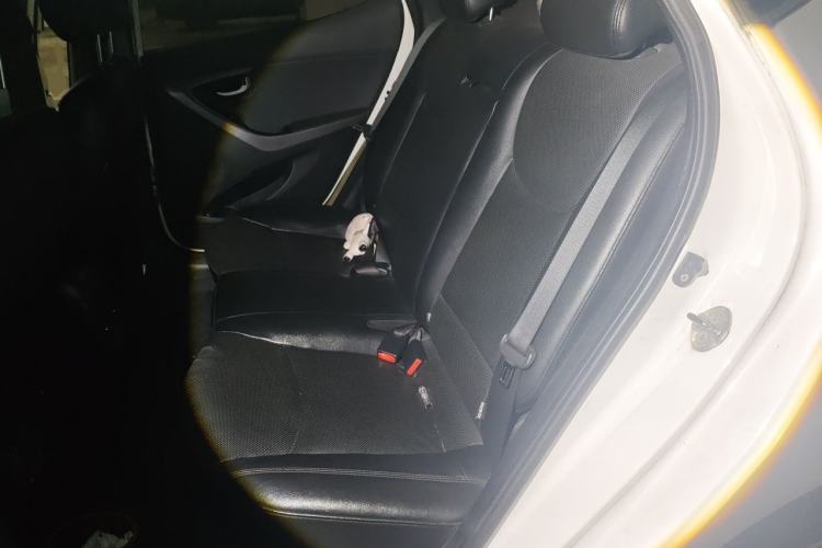 Used Hyundai Elantra (5th Generation / Langdong) 2015 1.6L Automatic Leading Model Left Rear Seat