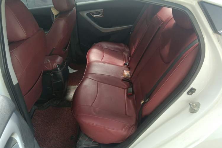Used Hyundai Elantra (5th Generation / Langdong) 2015 1.6L Automatic Leading Model Left Rear Seat