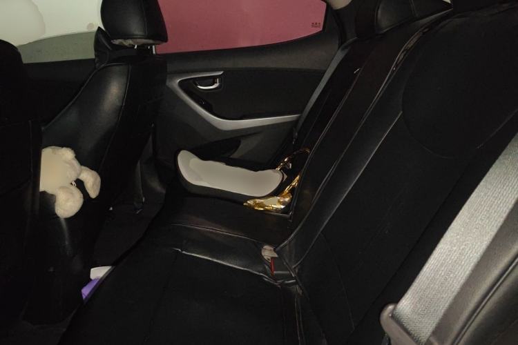 Used Hyundai Elantra (5th Generation / Langdong) 2015 1.6L Automatic Leading Model Left Rear Seat