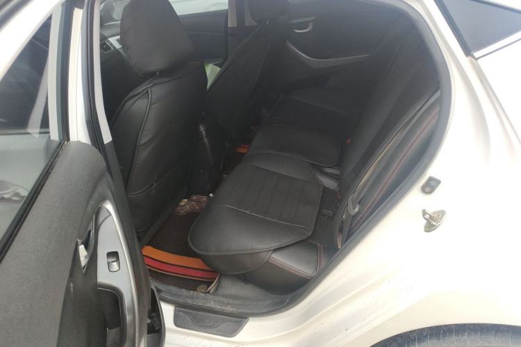 Used Hyundai Elantra (5th Generation / Langdong) 2015 1.6L Automatic Leading Model Left Rear Seat