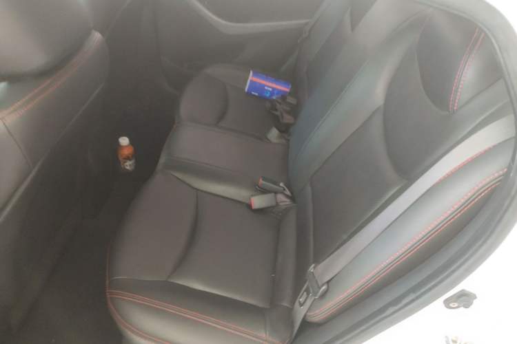 Used Hyundai Elantra (5th Generation / Langdong) 2015 1.6L Automatic Fashion Model Left Rear Seat