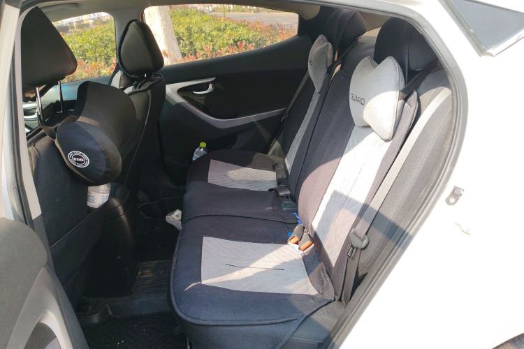 Used Hyundai Elantra (5th Generation / Langdong) 2015 1.6L Automatic Leading Model Left Rear Seat