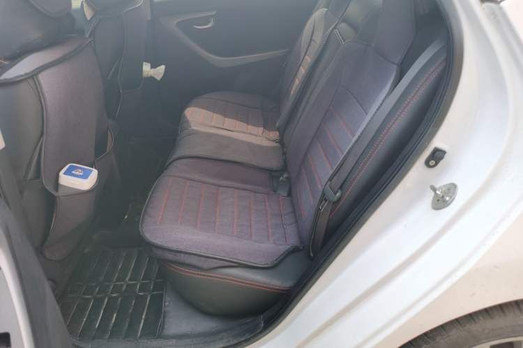 Used Hyundai Elantra (5th Generation / Langdong) 2015 1.6L Manual Leading Model Left Rear Seat
