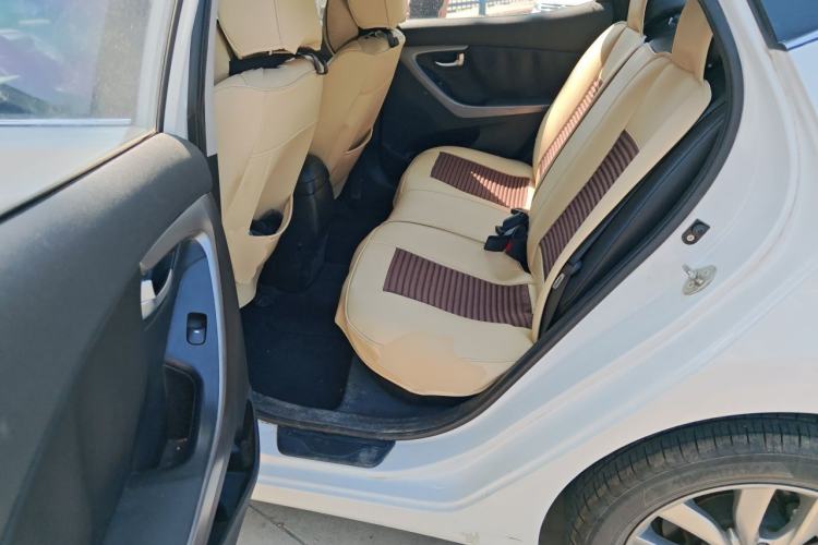 Used Hyundai Elantra (5th Generation / Langdong) 2015 1.6L Manual Leading Model Left Rear Seat