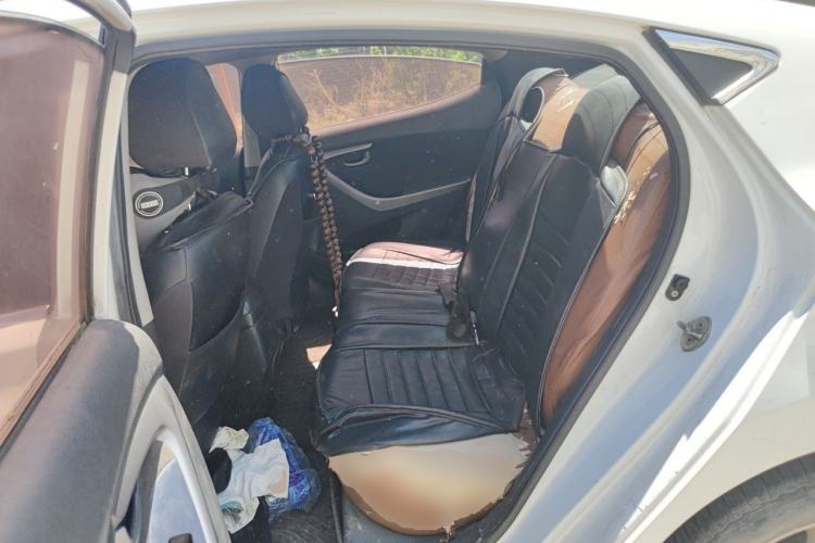 Used Hyundai Elantra (5th Generation / Langdong) 2015 1.6L Manual Fashion Edition Left Rear Seat