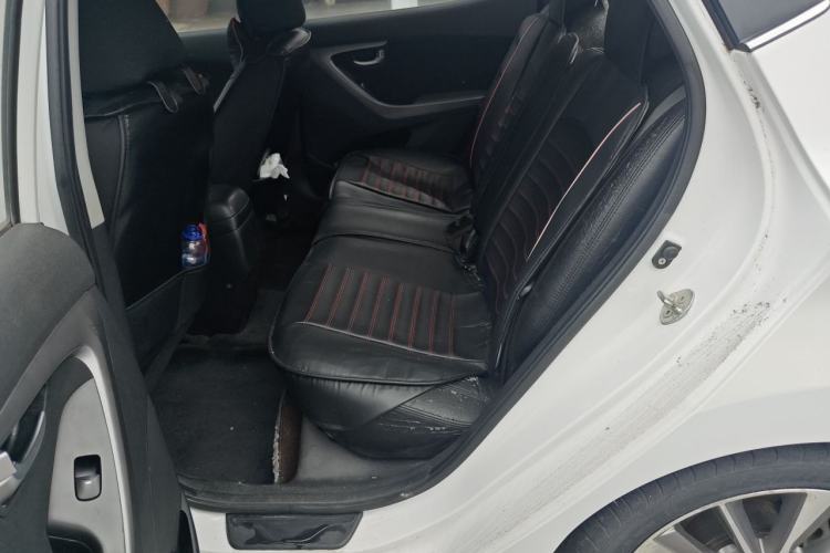 Used Hyundai Elantra (5th Generation / Langdong) 2015 1.6L Automatic Leading Model Left Rear Seat