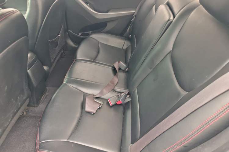 Used Hyundai Elantra (5th Generation / Langdong) 2015 1.6L Automatic Leading Model Left Rear Seat