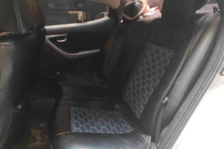 Used Hyundai Elantra (5th Generation / Langdong) 2015 1.6L Automatic Leading Model Left Rear Seat