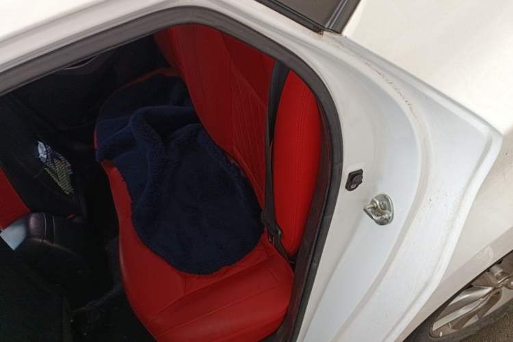 Used Hyundai Elantra (5th Generation / Langdong) 2015 1.6L Automatic Leading Model Left Rear Seat