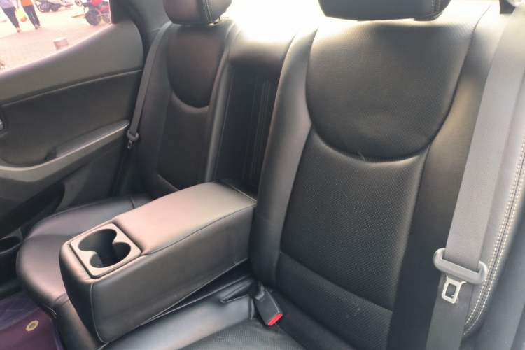 Used Hyundai Elantra (5th Generation / Langdong) 2015 1.6L Automatic Leading Model Left Rear Seat