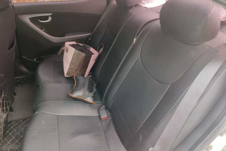 Used Hyundai Elantra (5th Generation / Langdong) 2015 1.6L Manual Leading Model Left Rear Seat
