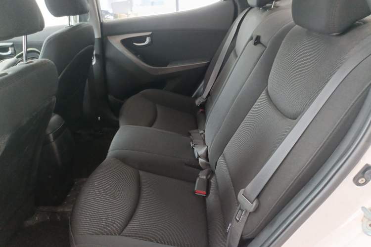 Used Hyundai Elantra (5th Generation / Langdong) 2015 1.6L Manual Leading Model Left Rear Seat