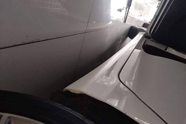Used Hyundai Elantra (5th Generation / Langdong) 2015 1.6L Automatic Luxury Model Left Side Sill