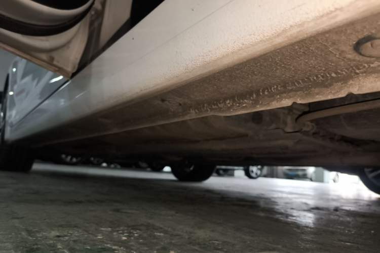 Used Hyundai Elantra (5th Generation / Langdong) 2015 1.6L Automatic Luxury Model Left Side Sill