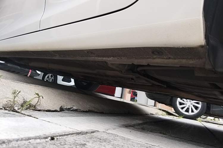 Used Hyundai Elantra (5th Generation / Langdong) 2015 1.6L Automatic Fashion Model Left Side Sill