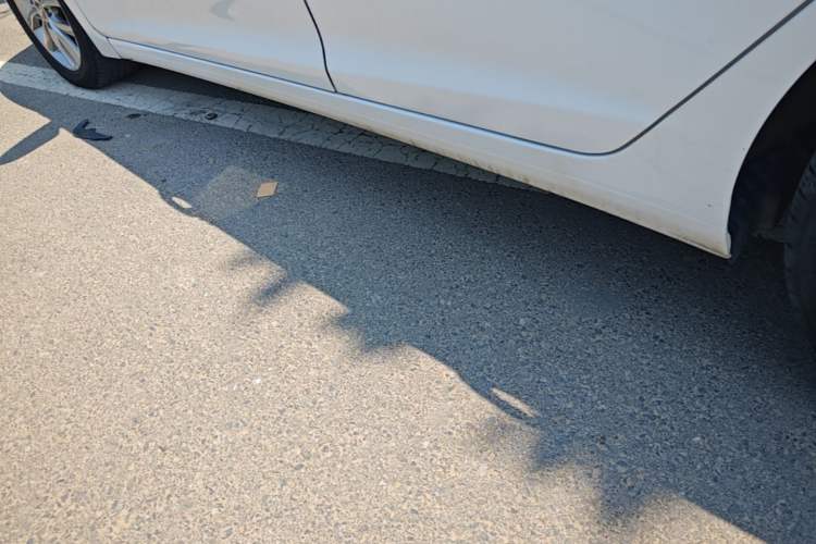Used Hyundai Elantra (5th Generation / Langdong) 2015 1.6L Automatic Fashion Model Left Side Sill