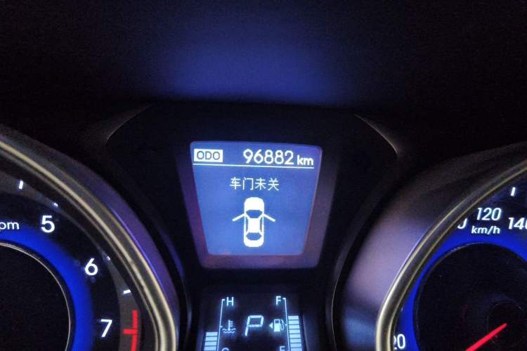 Used Hyundai Elantra (5th Generation / Langdong) 2015 1.6L Automatic Luxury Model Odometer Close Up