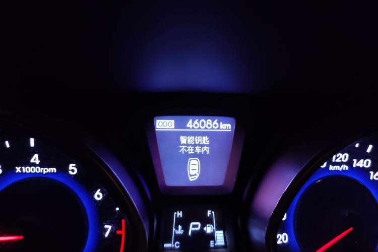 Used Hyundai Elantra (5th Generation / Langdong) 2015 1.6L Automatic Leading Model Odometer Close Up